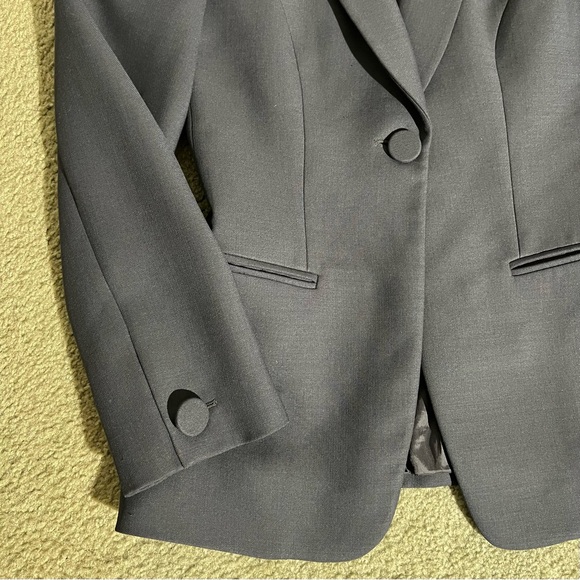 Giorgio Armani Pants Suit - Picture 4 of 16